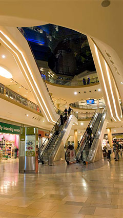 Premier lighting solutions for shopping centers - Philips